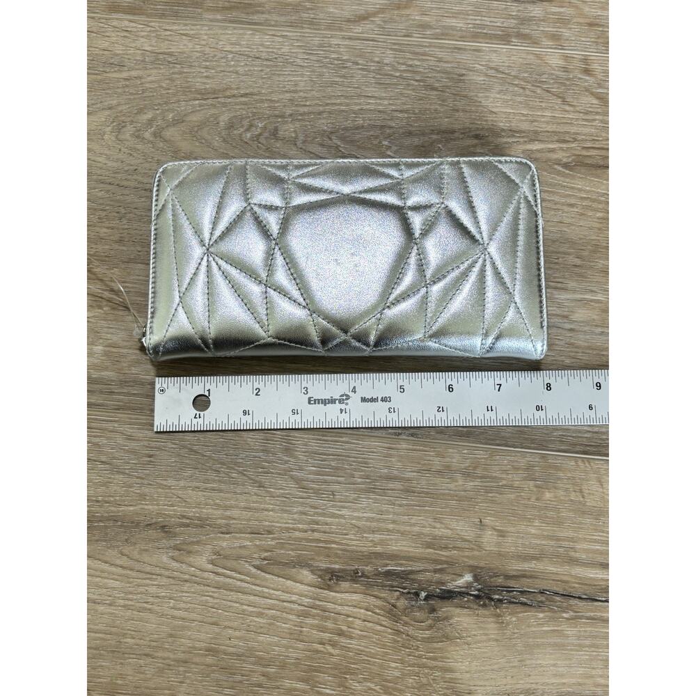 Tiffany & Co. Large Quilted Metallic Silver Zip Wallet NWT - Picture 9 of 9